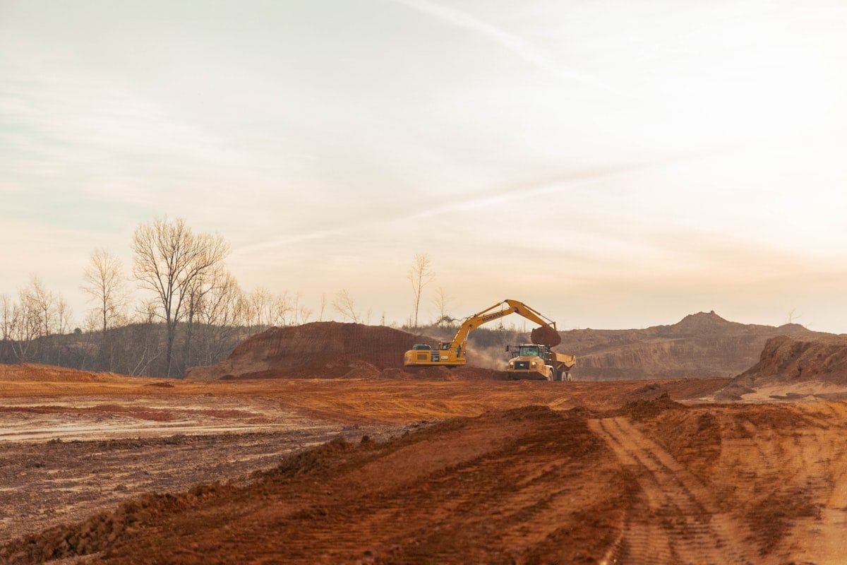 5 Tips Merawat Undercarriage Excavator agar Tahan Lama